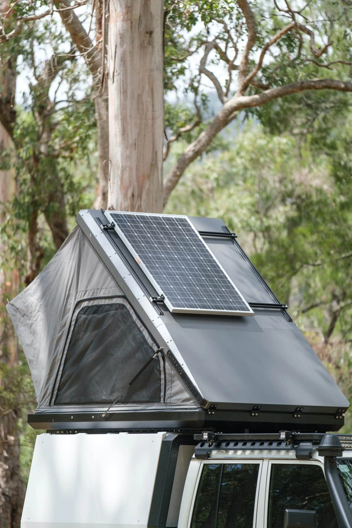 hardshell roof top tent