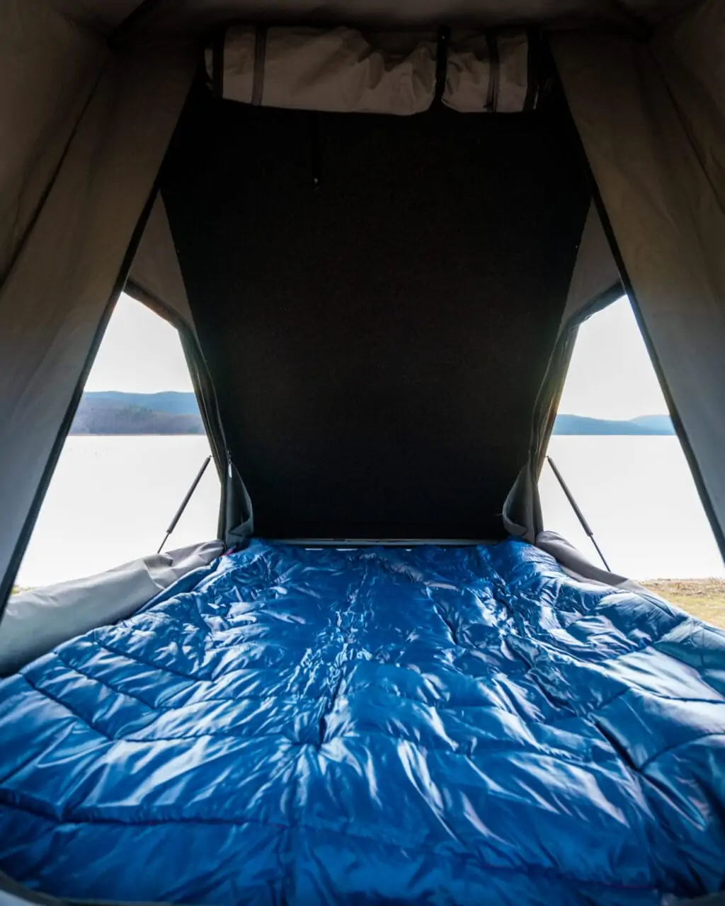 hardshell roof top tent